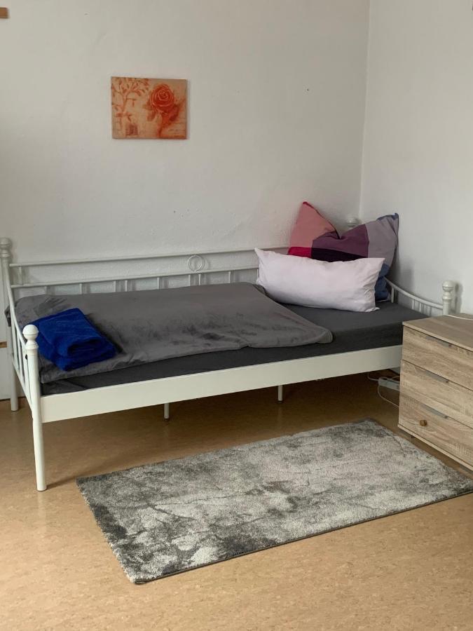 Monteurs Zimmer Noack Borssum Bagian luar foto